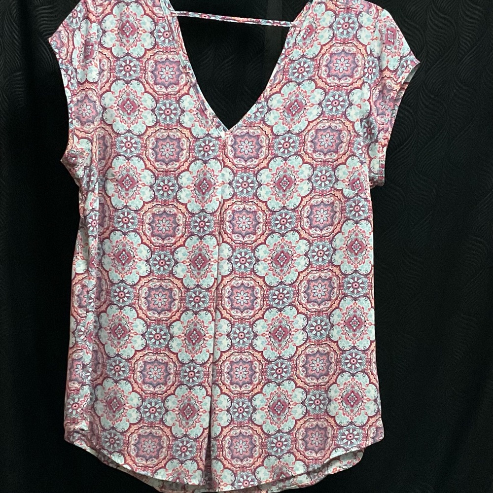 DR2 Pink and White Patterned Blouse